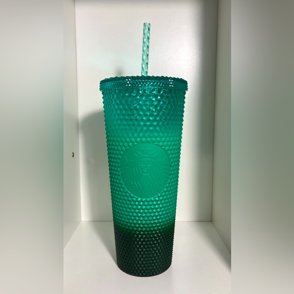 NWT Starbucks Fall Winter Holiday2022 Gradient Green Studded Cold 24 oz. Tumbler